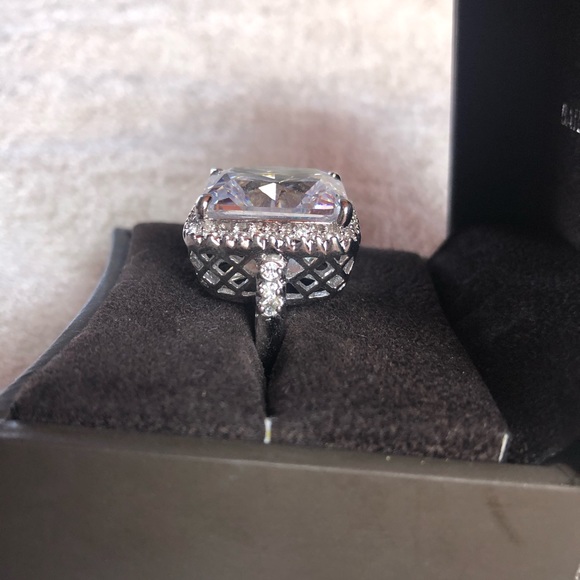 Beautiful cocktail ring - Picture 4 of 4